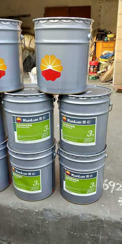 昆仑润滑油与美浮嘉润滑油深度对比 品质、性能与选择指南